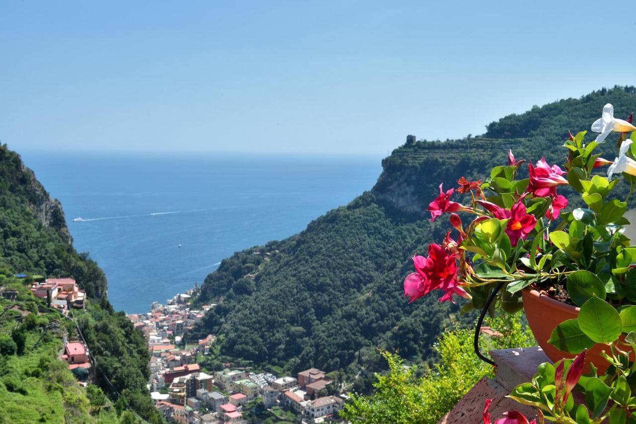 Вілла Amalfi Sea View Скала Екстер'єр фото
